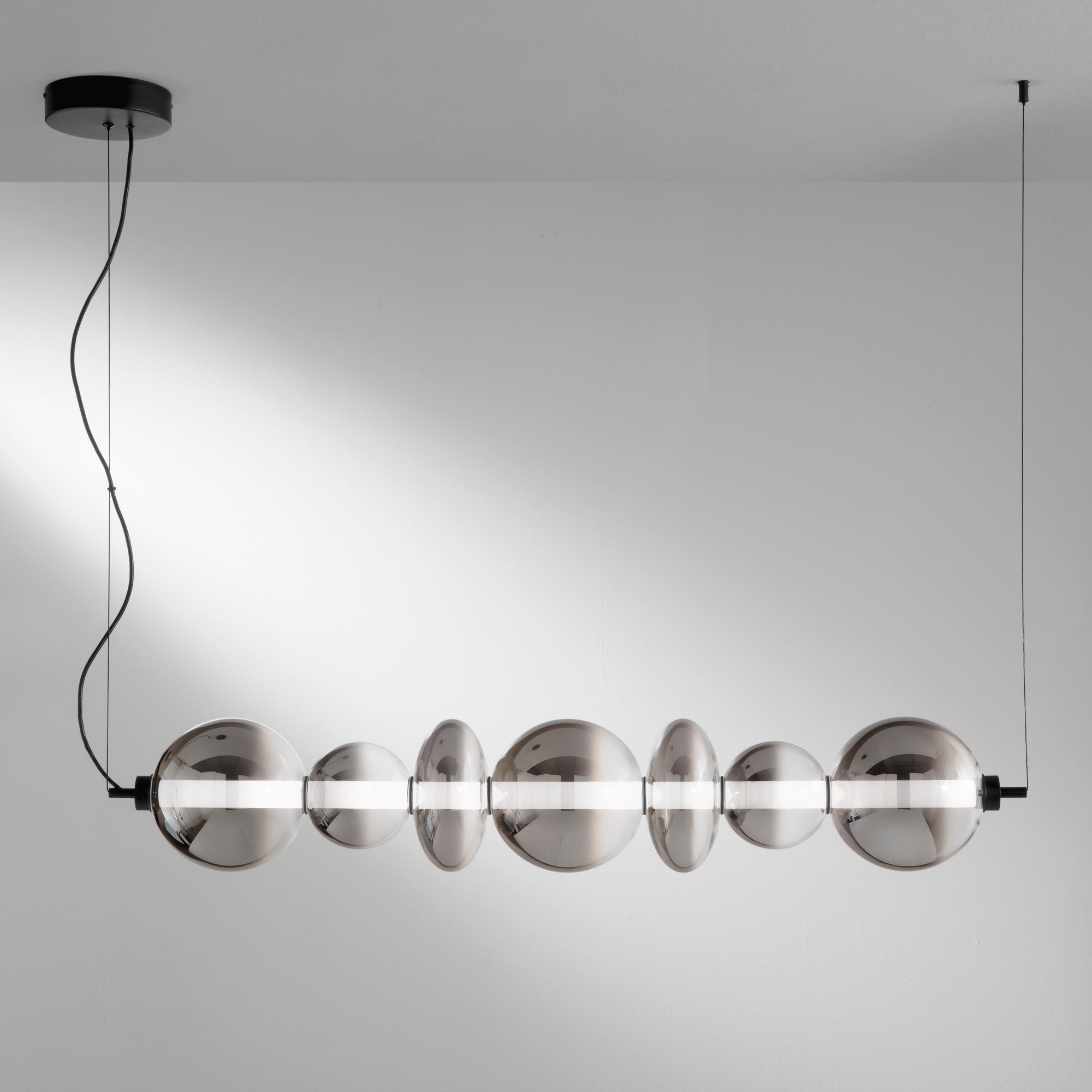 SOSPENSIONE LED KEMET NERA 40W 4000LM 3000K 17X241CM