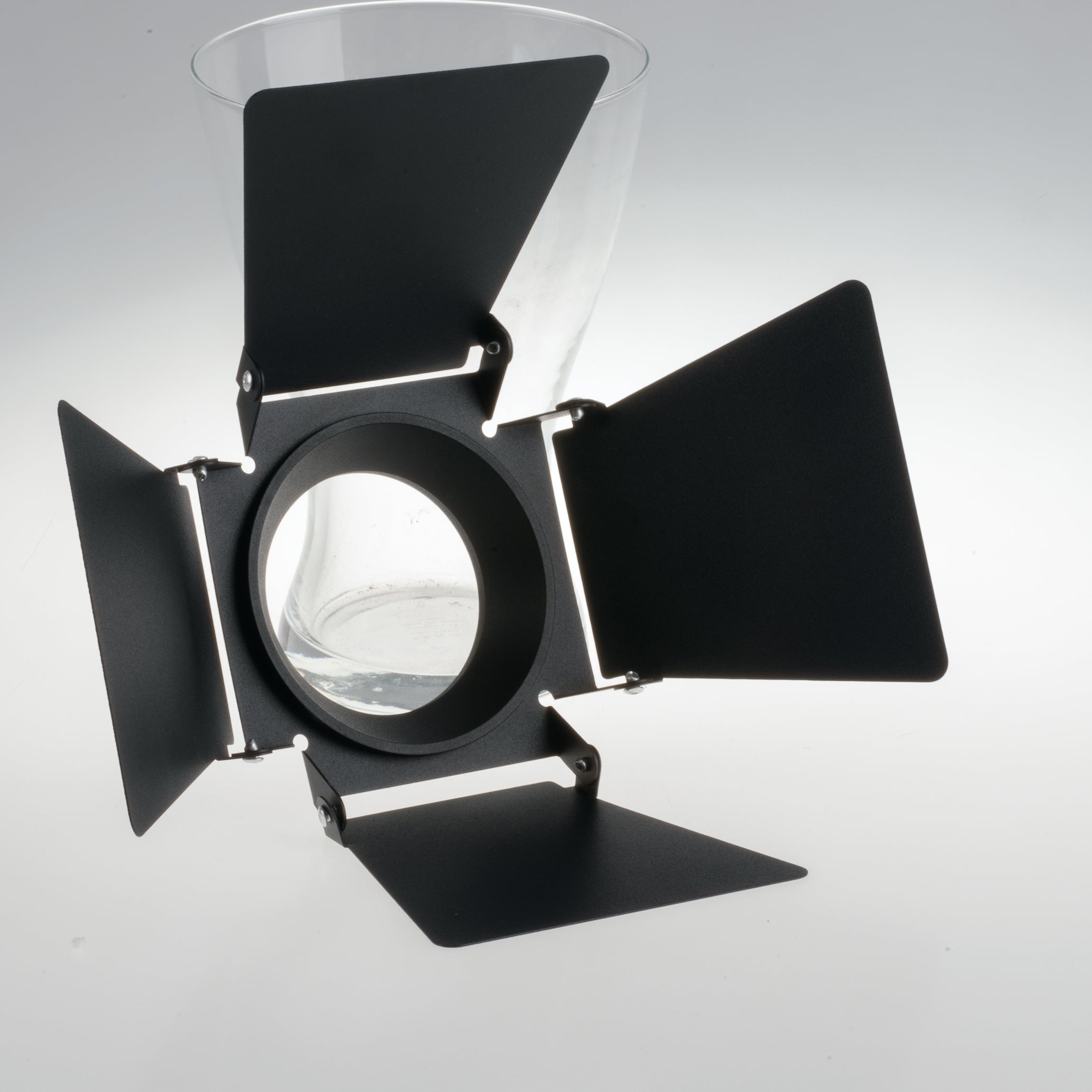 "Deviatore flusso luminoso per faro da binario JET 8 cm."