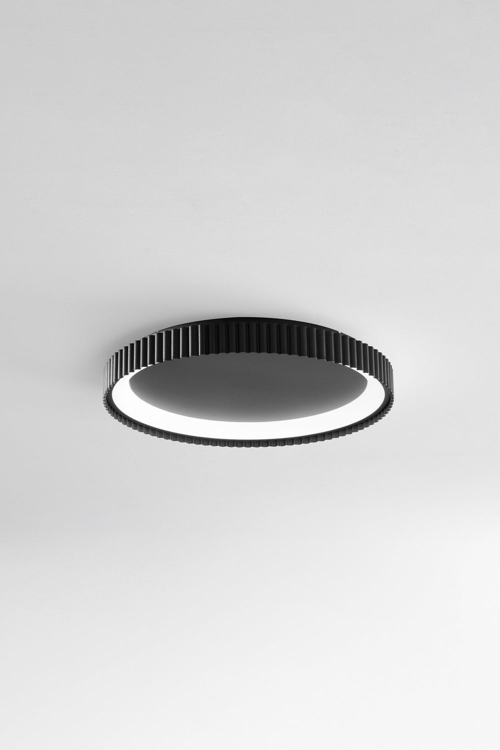 PLAFONIERA LED NIKE NERA IN METALLO 40W 5840LM DIP-CCT 2700/3200/4000K D49,5XH5CM