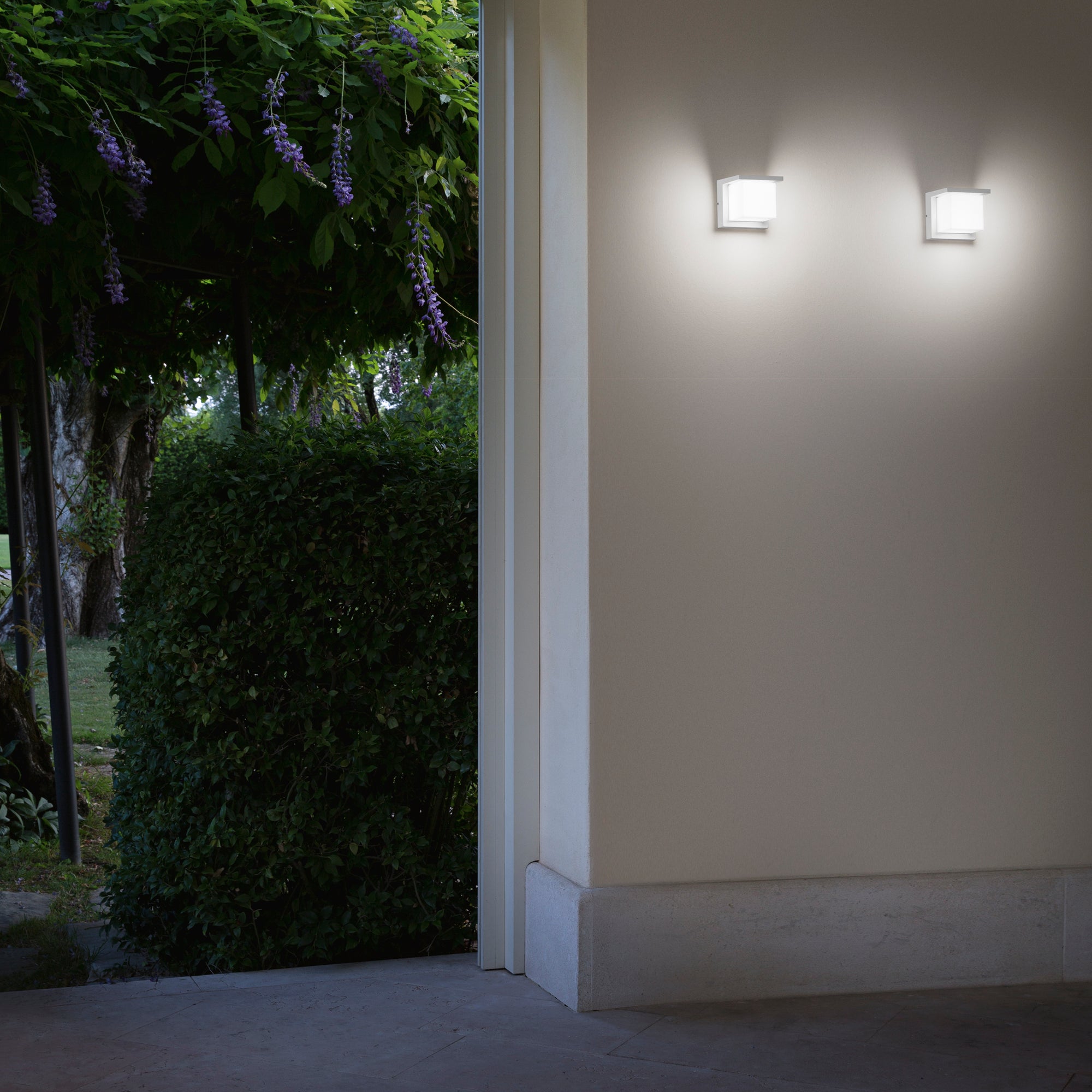 APPLIQUE LED NISMO BIANCA 12W 1430LM CCT IP54 10X10X12CM