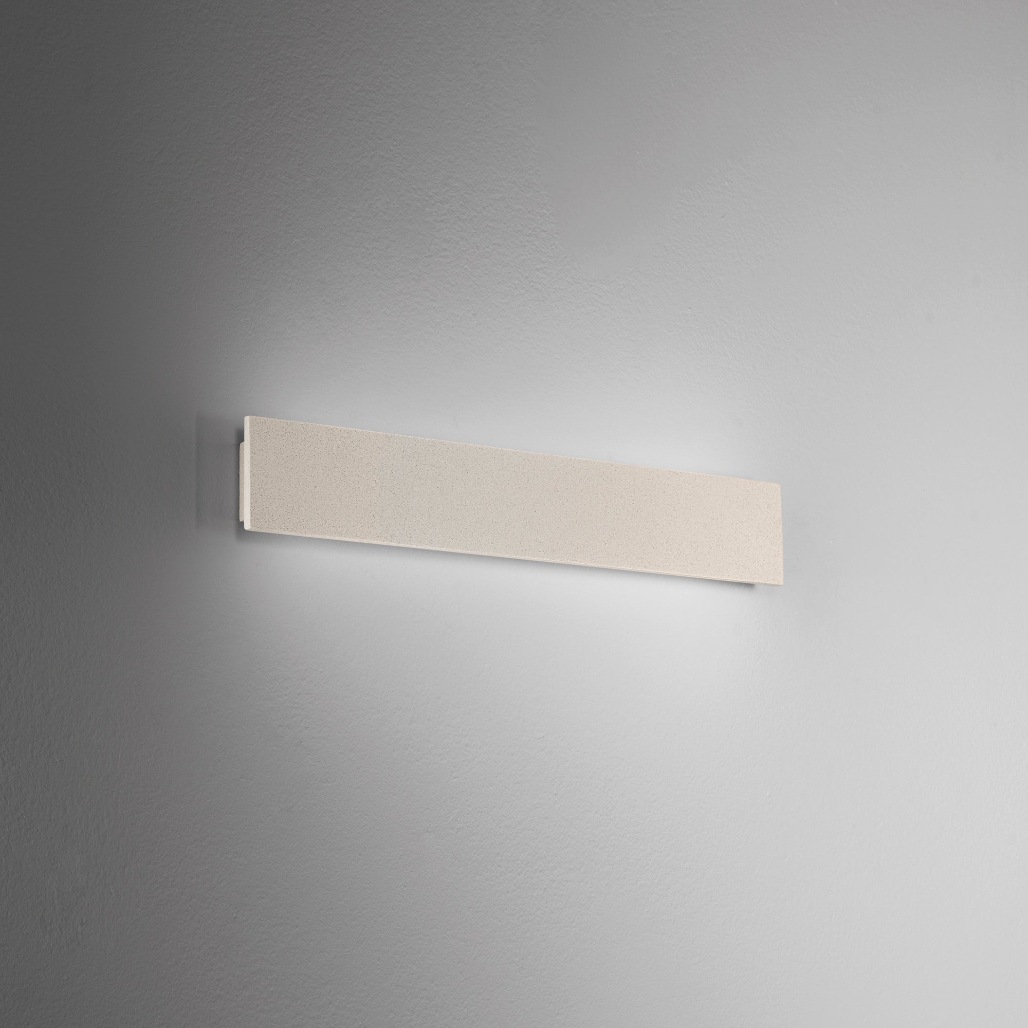 APPLIQUE LED PARKER BIANCA 20W 2640LM CCT IP65 60X4,5X10,2CM