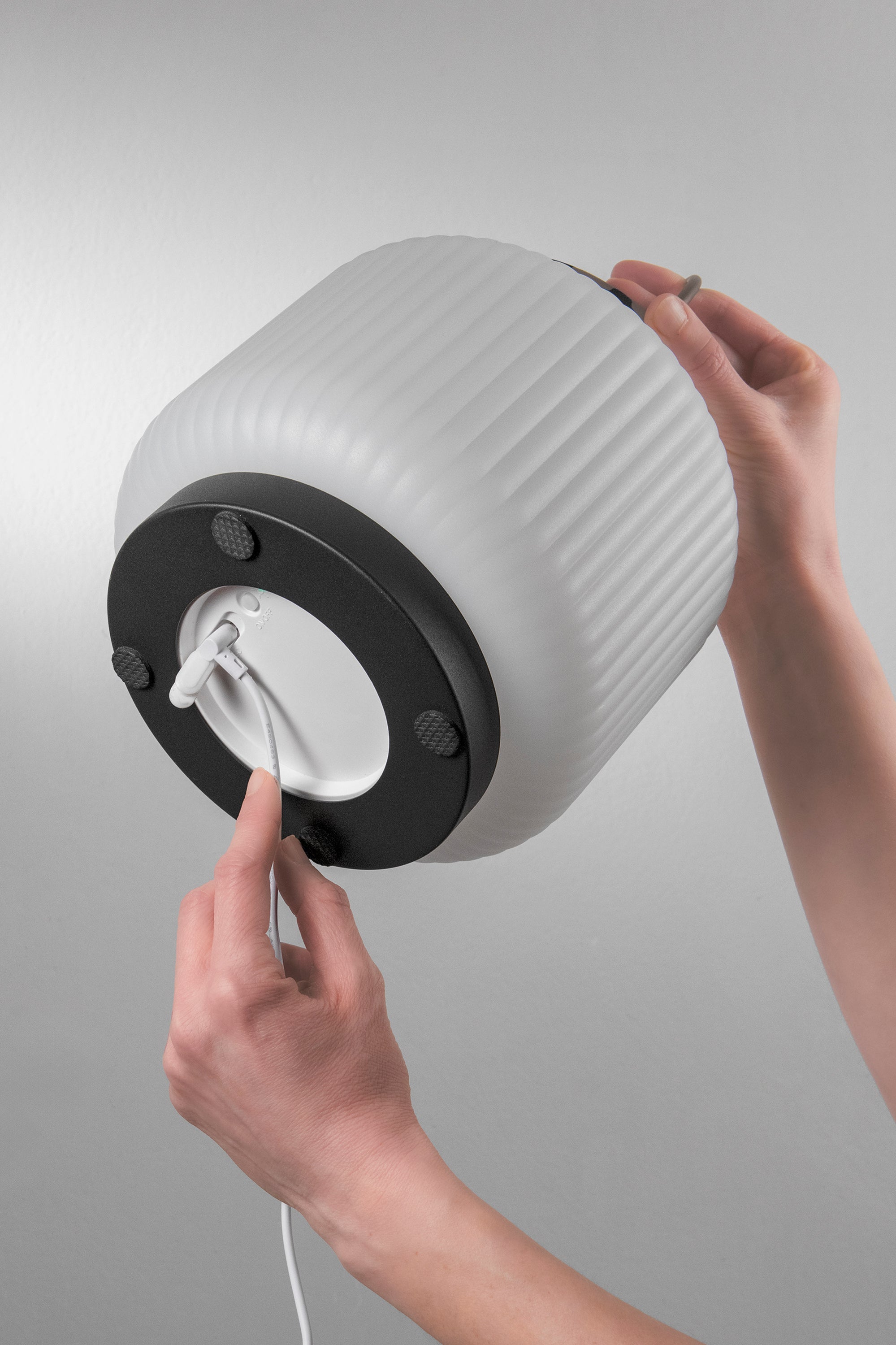 LUMETTO LED SOLARE RICARIABILE ROBIN NERO 1,2W 3000K DIMM. IP54