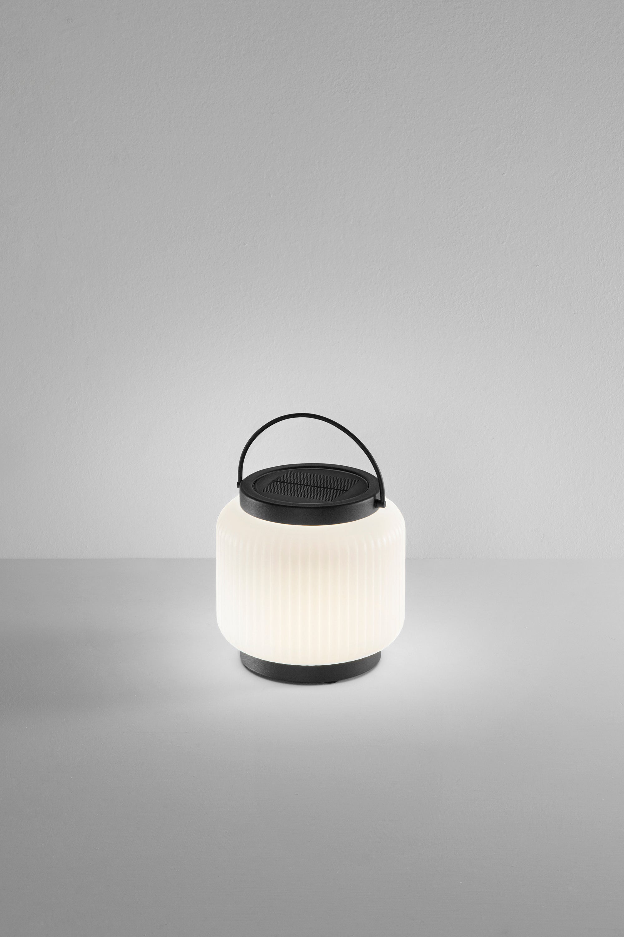 LUMETTO LED SOLARE RICARIABILE ROBIN NERO 1,2W 3000K DIMM. IP54
