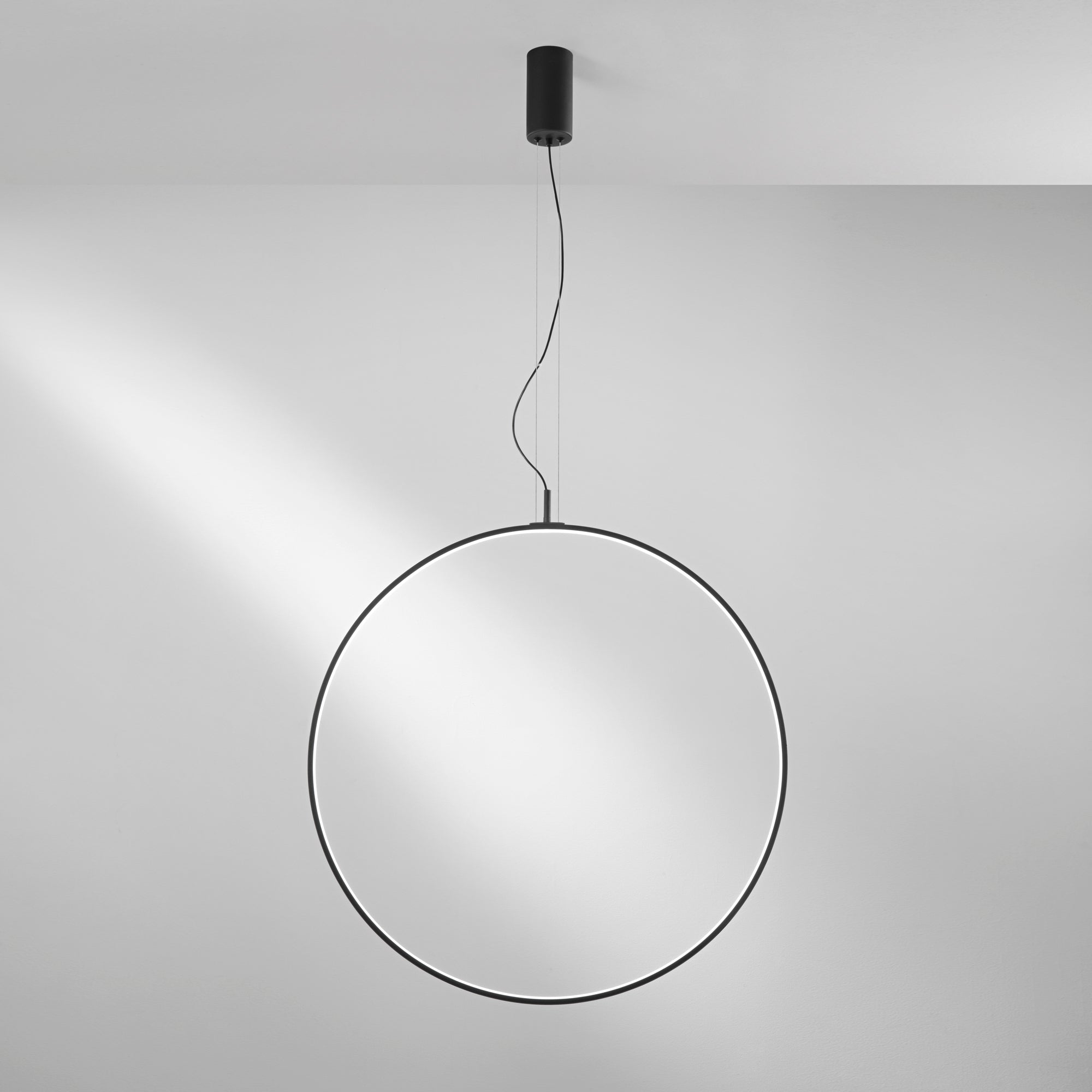 SOSPENSIONE LED TOORX NERA 40W 4400LM CCT 80X2CM