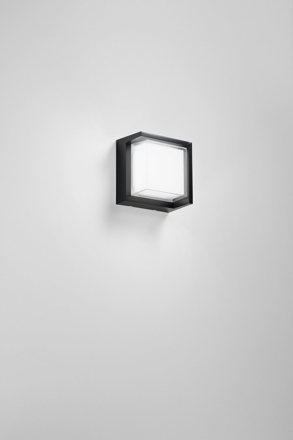APPLIQUE LED BLOCK NERO QUADR. 15W 1880LM CCT 3000/4200/6500K 16X16X10CM