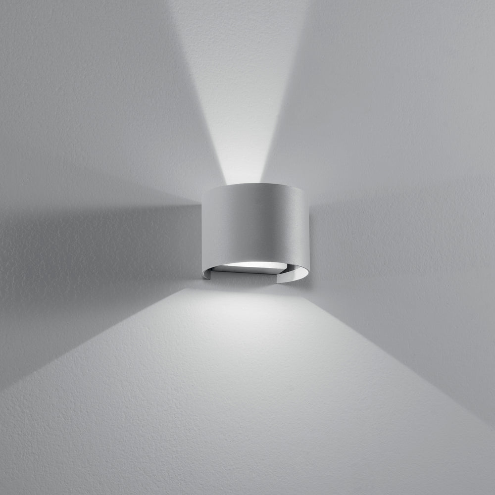 APPLIQUE BIEMISSIONE LED DELTA GRIGIA 2X5W 700LM CCT IP54 14X12X10CM