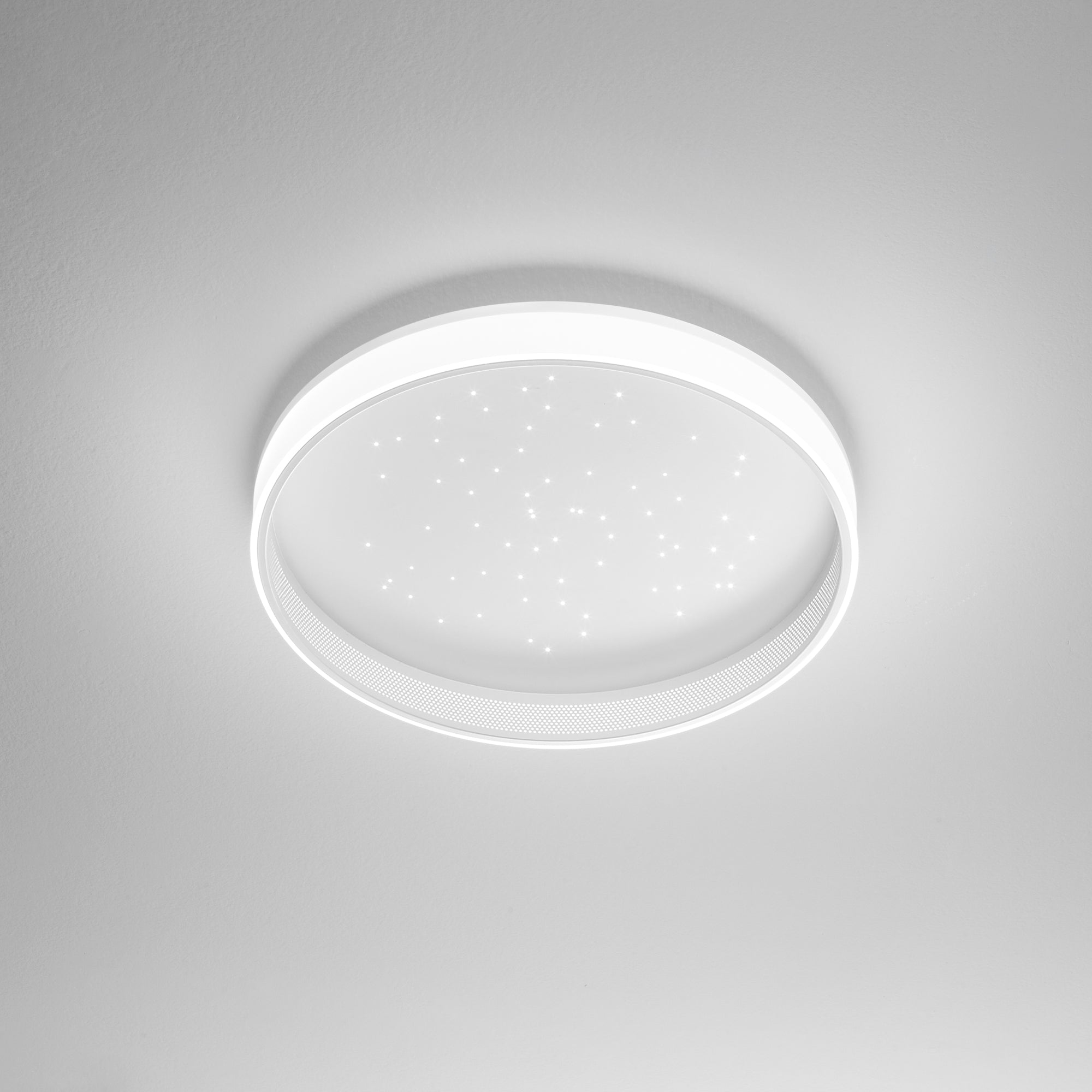 PLAFONIERA LED WISH BIANCA 50W 5500LM CCT+DIMM. CON TELECOMANDO 40X9CM