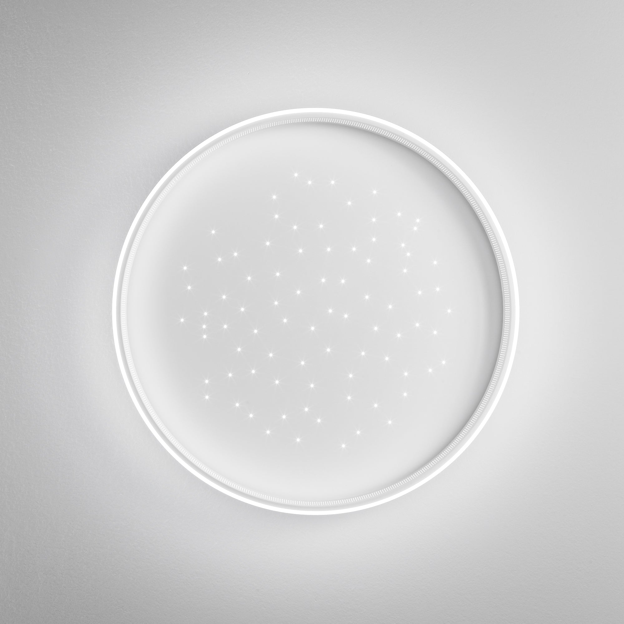 PLAFONIERA LED WISH TONDA BIANCA 75W 8250LM CCT+DIMM CON TELECOMANDO 60X9CM