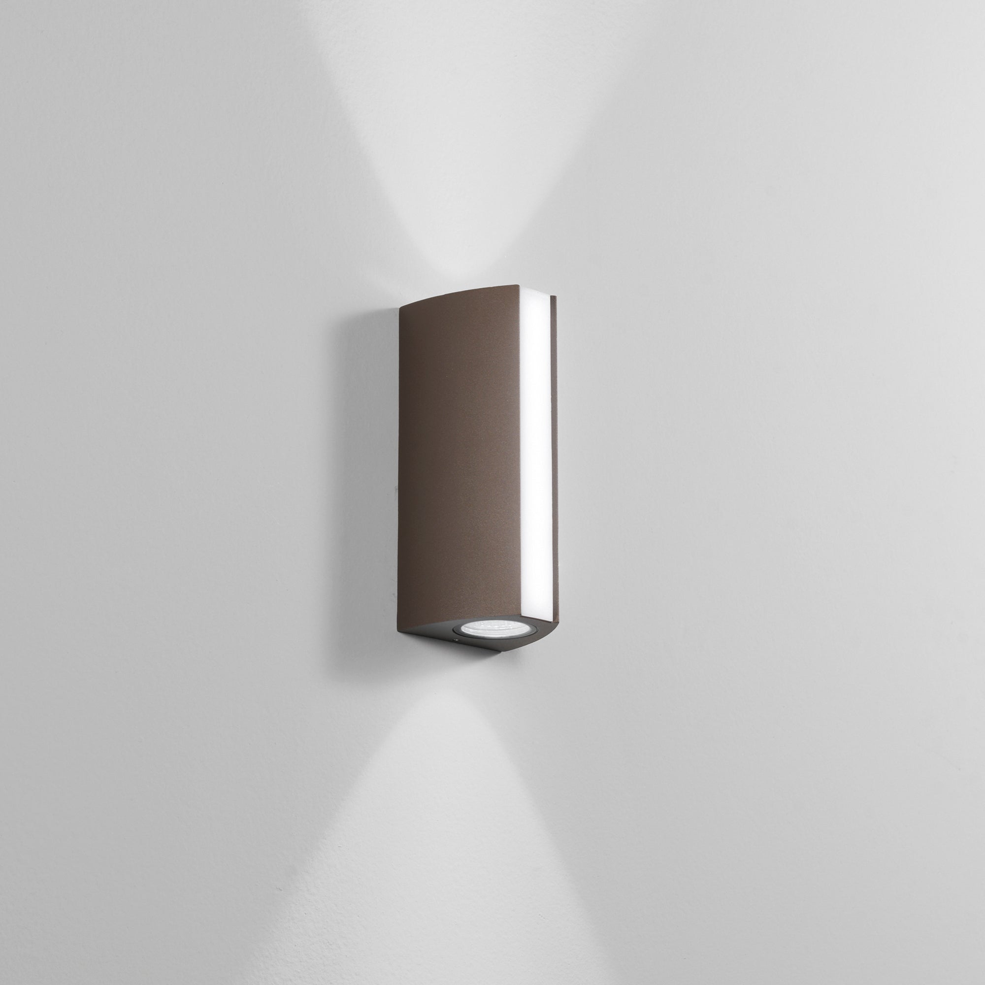 APPLIQUE TRIEMISSIONE LED RAY BRONZO 14W 1110+390LM CCT IP54 8,5X7,8X20CM