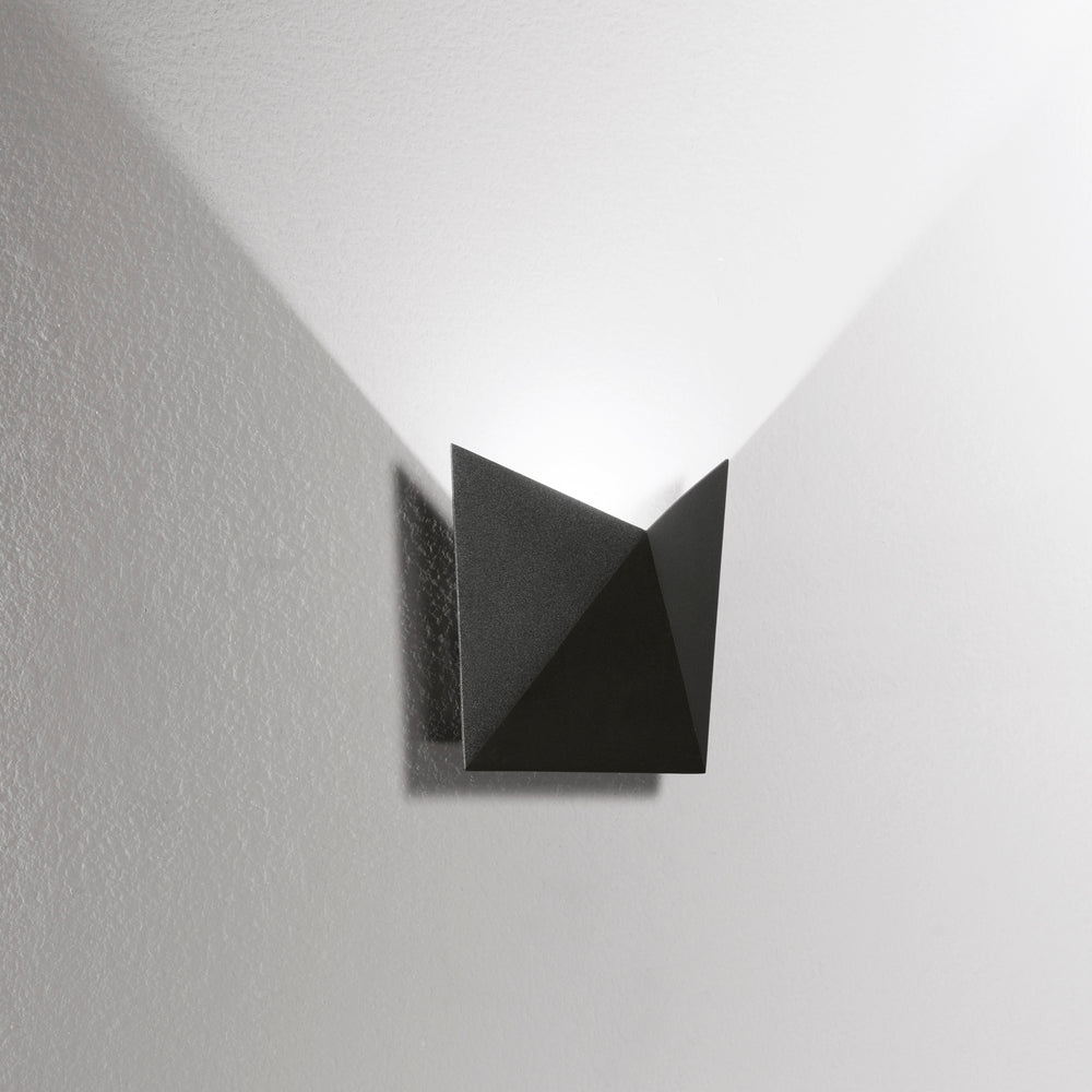 APPLIQUE LED STEALTH NERA 6W 580LM CCT IP54 17X17X7,5CM
