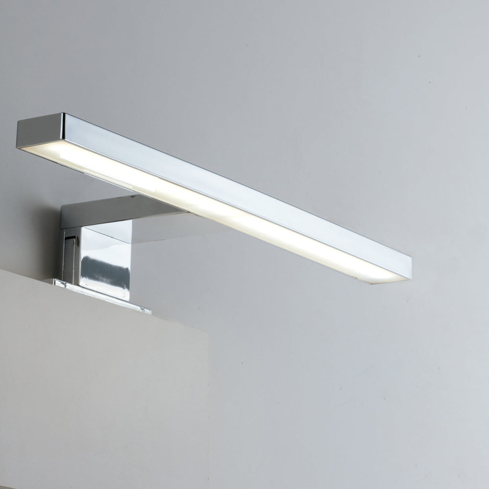 APPLIQUE LED SACS CROMO FISSAGGIO PARETE/SPECCHIO 4W 540LM 4000K IP44 30X10,3X4,6CM