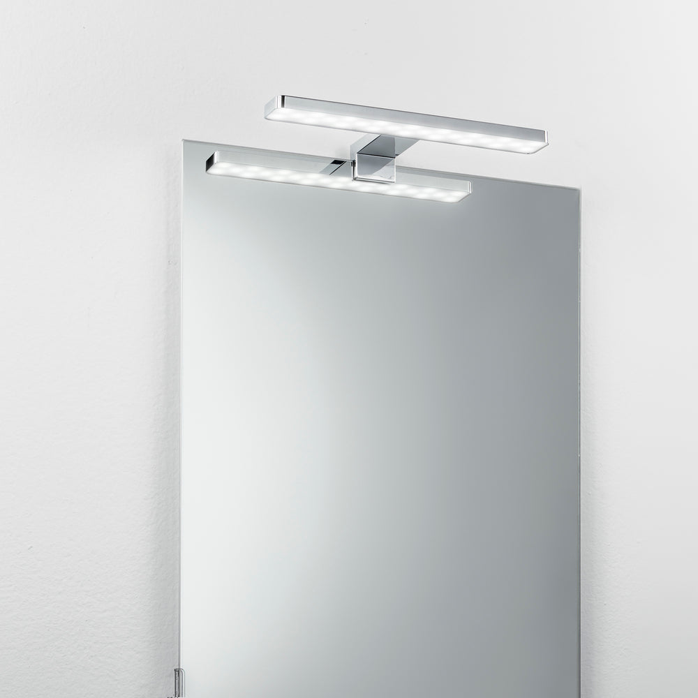 APPLIQUE LED CRUISE CROMO FISSAGGIO PARETE/SPECCHIO 5,2W 550LM 4000K IP44 28x8x11CM