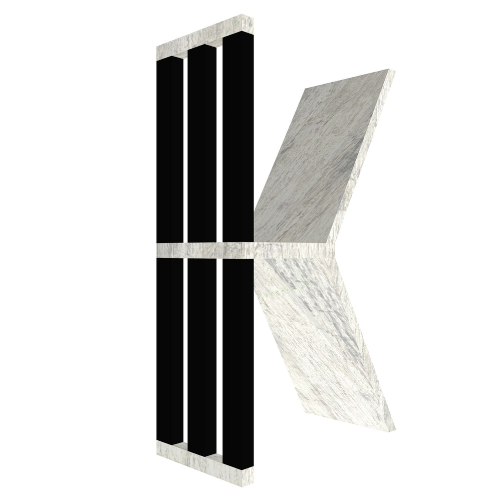 mensola a forma di lettera K colore legno chiaro e nero